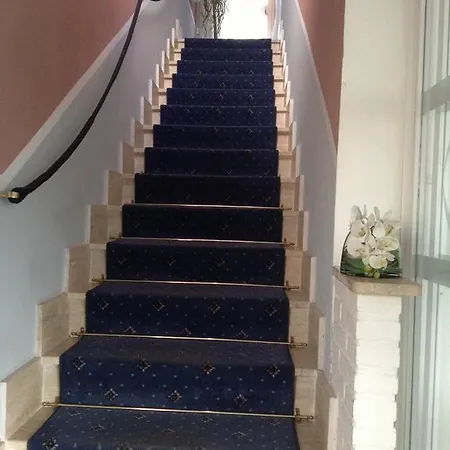 Hotel Pascucci Al Porticciolo