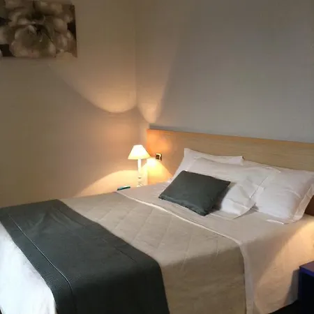 호텔 Pascucci Al Porticciolo 3*