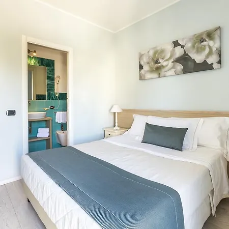 Pascucci Al Porticciolo 3* 피우미치노