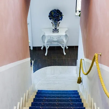 Pascucci Al Porticciolo 호텔