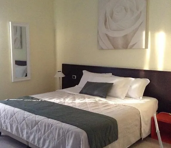 酒店 Pascucci Al Porticciolo 菲乌米奇诺